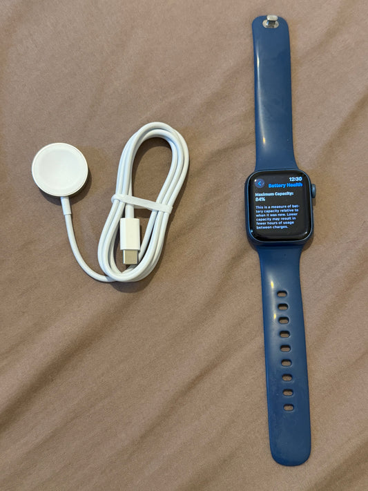 Apple Watch Series 7 GPS 41mm Aluminium Case with Sport Band - Midnight