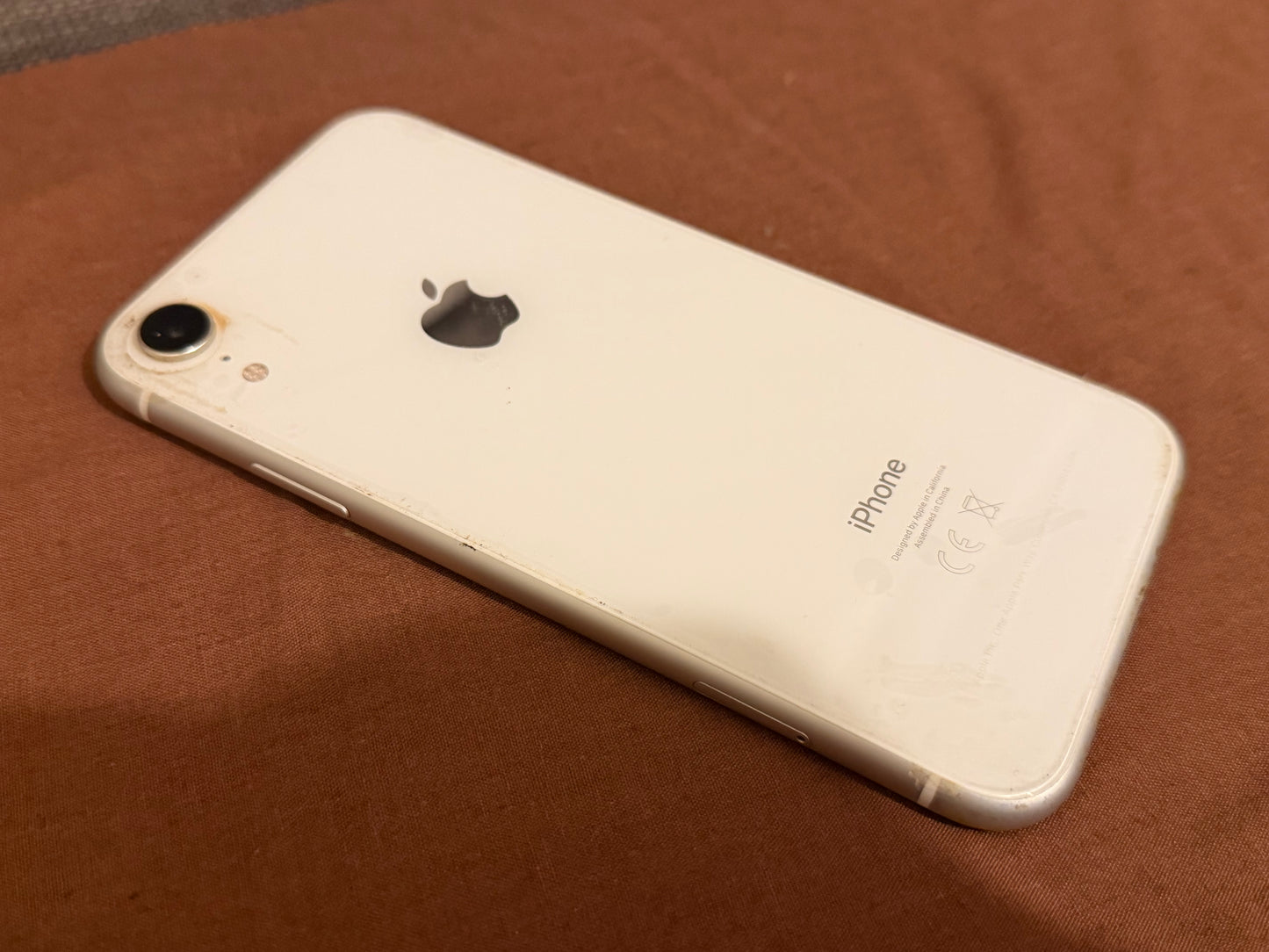 iPhone XR 64gb White Unlocked - 86% 🔋