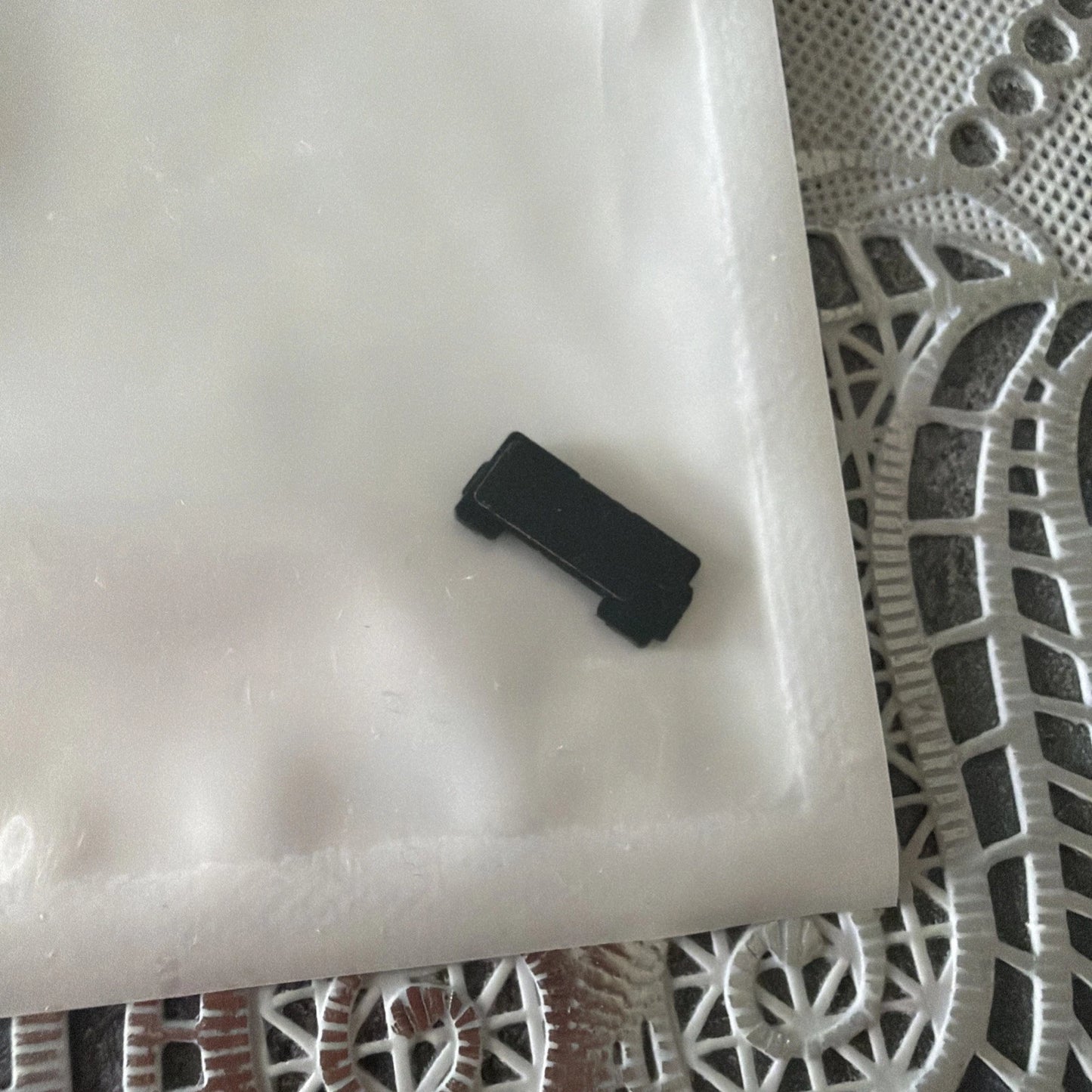 Original Samsung Z Flip 5 LCD Plastic Cover Components - Pulled