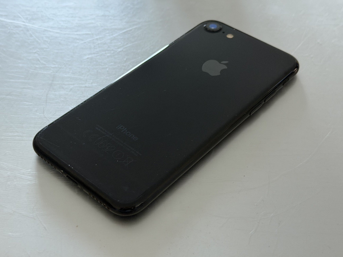 Apple iPhone 7 32gb Jet Black Unlocked - 88% 🔋 - READ