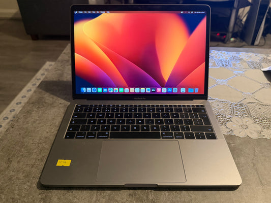 Apple MacBook Pro A1708 Retina 13.3 2017 Core i5 128GB SSD 8GB Ram 2.3GHz - Read
