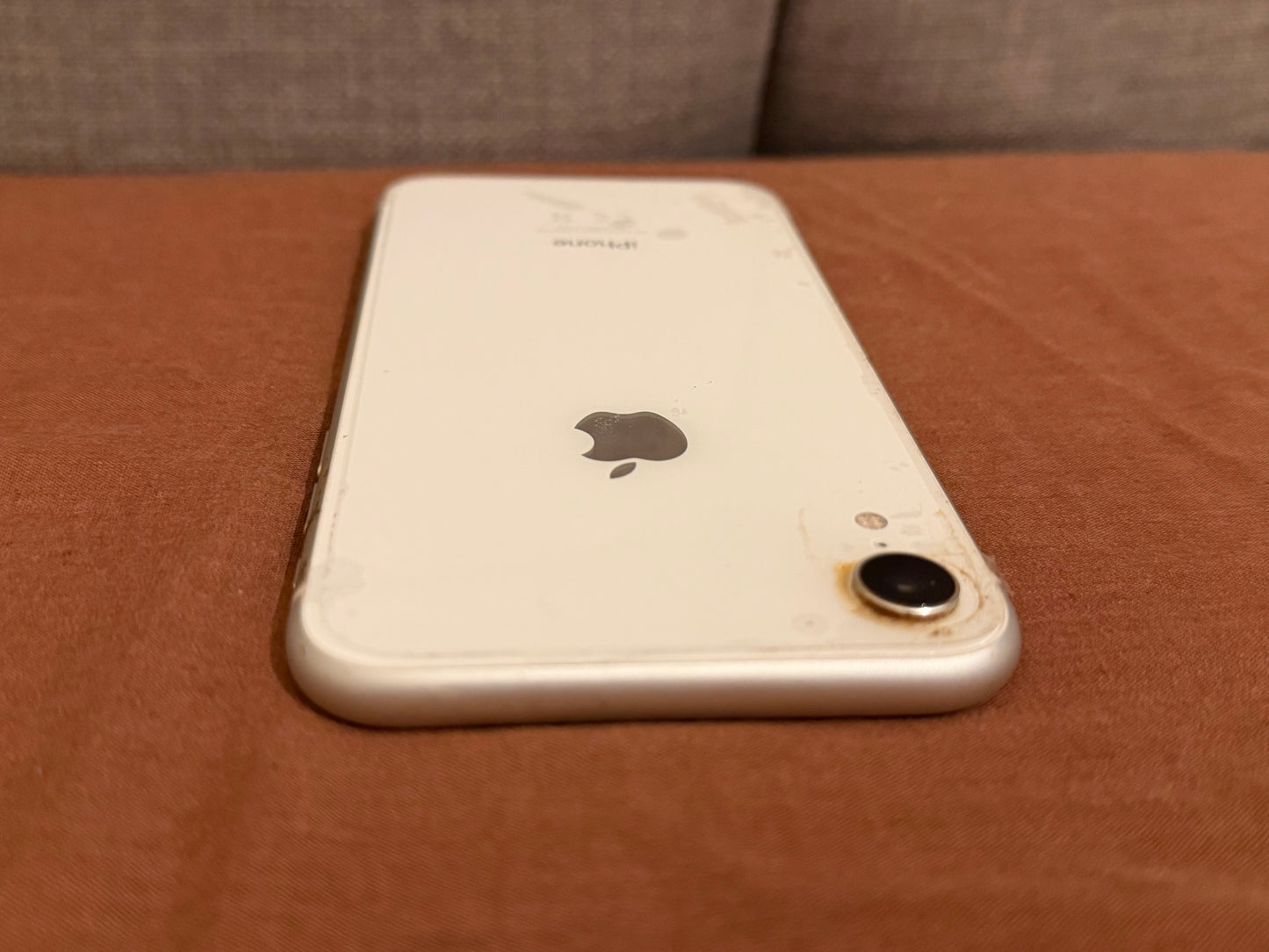 iPhone XR 64gb White Unlocked - 86% 🔋