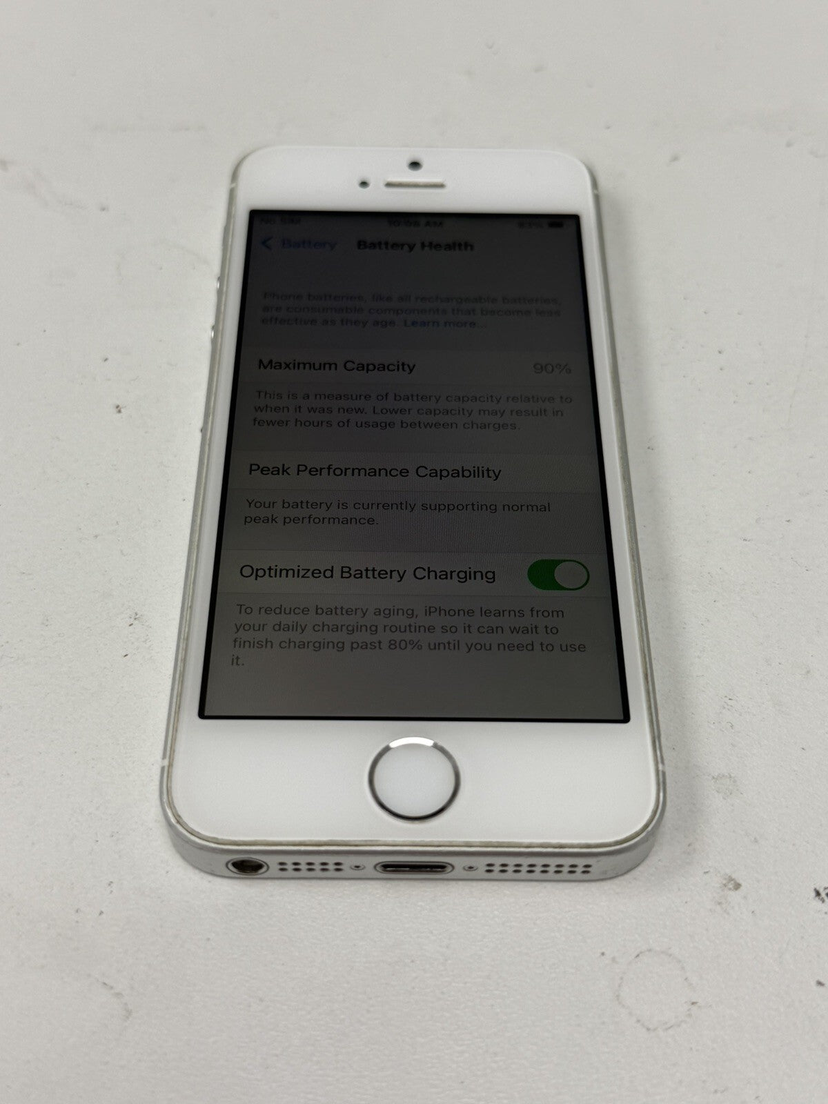 iPhone SE 64gb Silver Unlocked - 90% 🔋