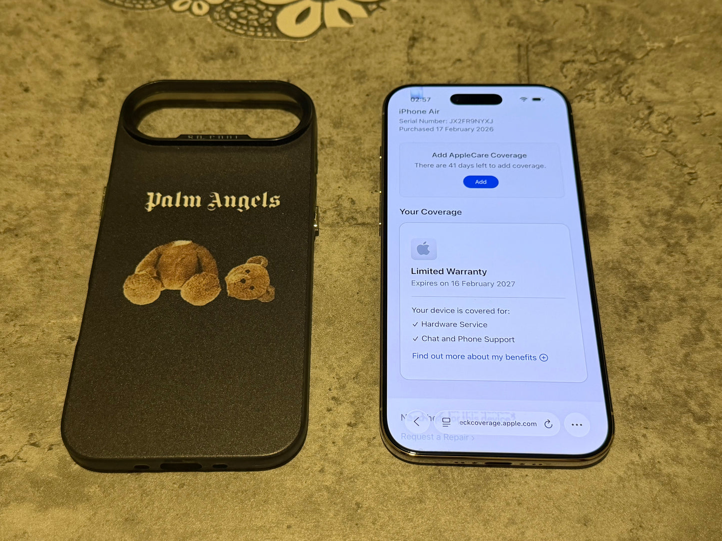 iPhone 17 Air Cloud White 256gb Unlocked (100%🔋) - E SIM