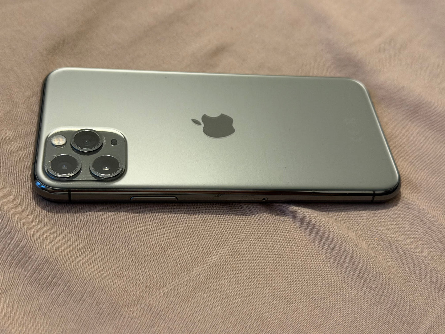 iPhone 11 Pro 64gb S/G Unlocked - No Face ID