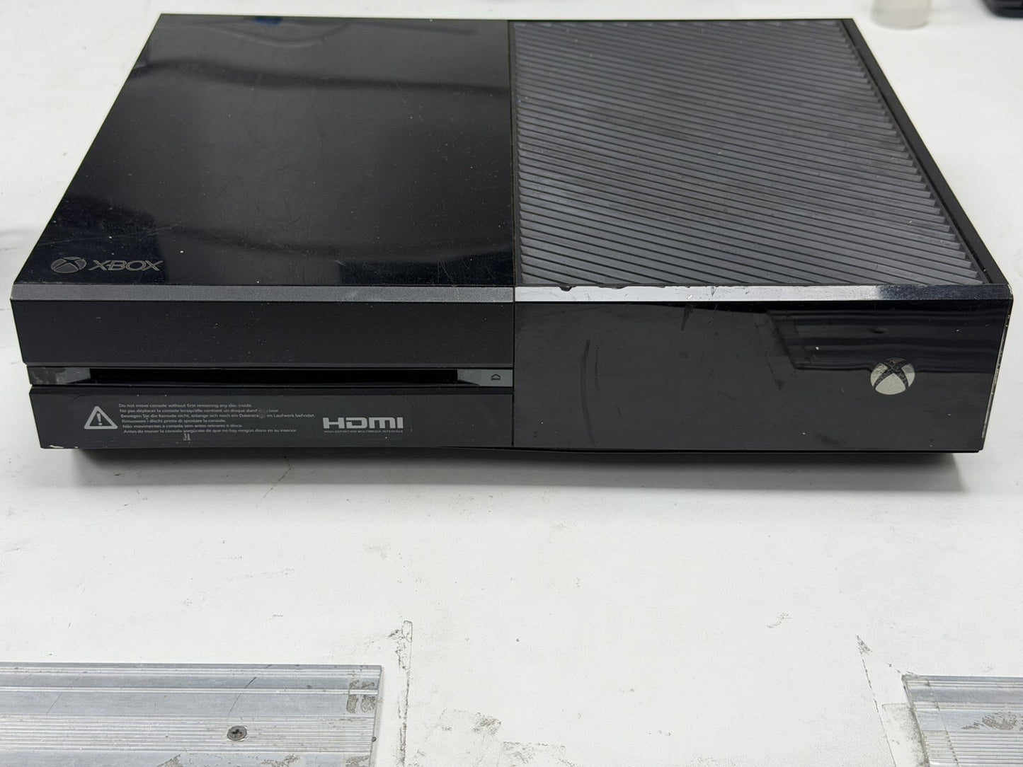Microsoft Xbox One 500GB - Black Console + Power Supply + HDMI + PAD