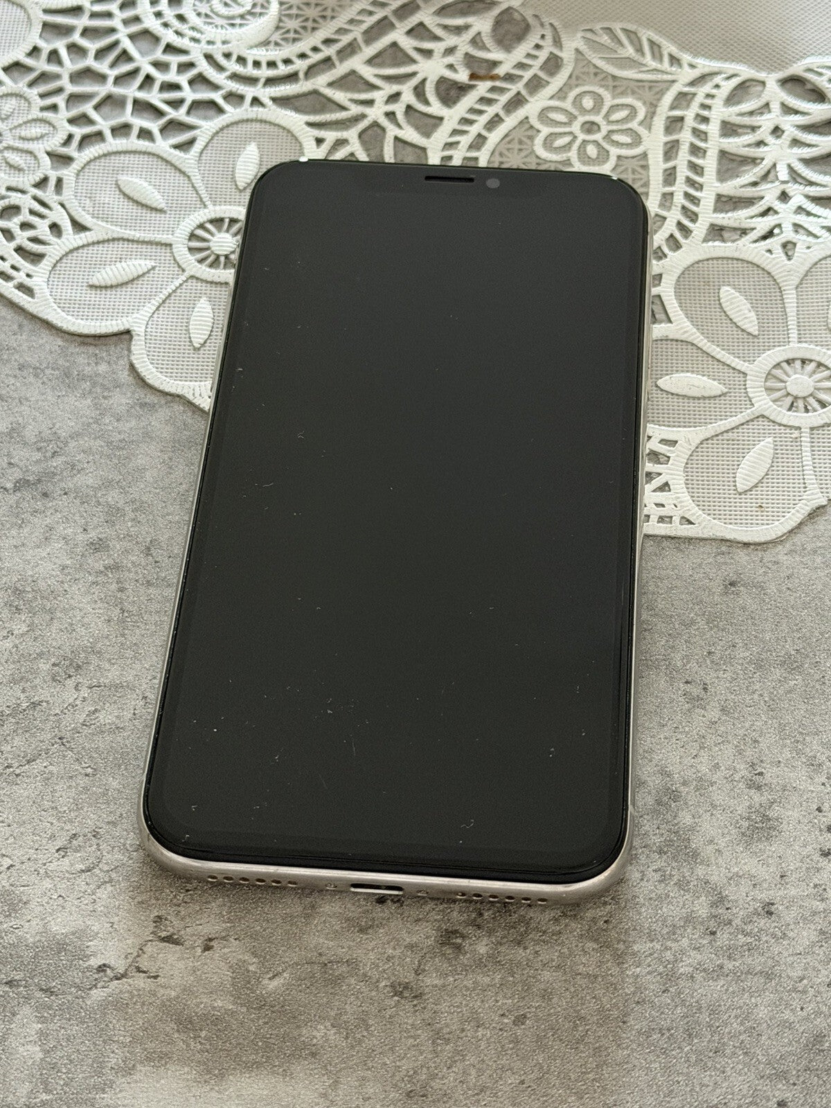 iPhone X 64gb Silver Unlocked - 100% 🔋 - No Face ID