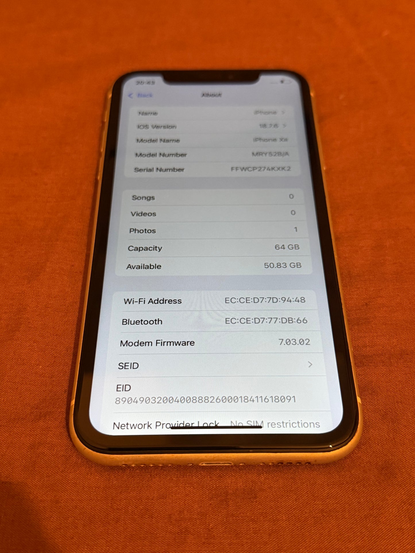 iPhone XR 64gb White Unlocked - 86% 🔋