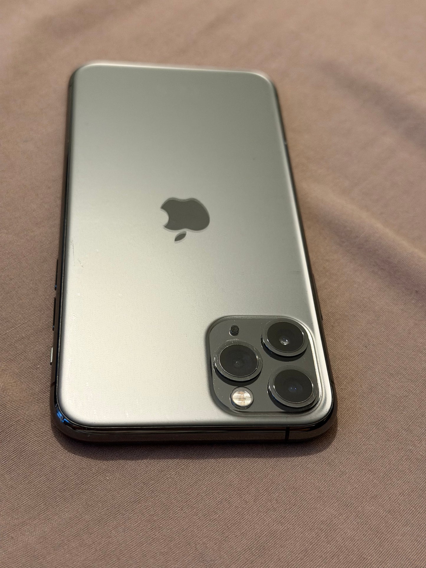 iPhone 11 Pro 64gb S/G Unlocked - No Face ID