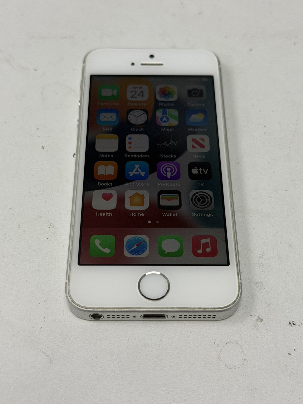 iPhone SE 64gb Silver Unlocked - 90% 🔋
