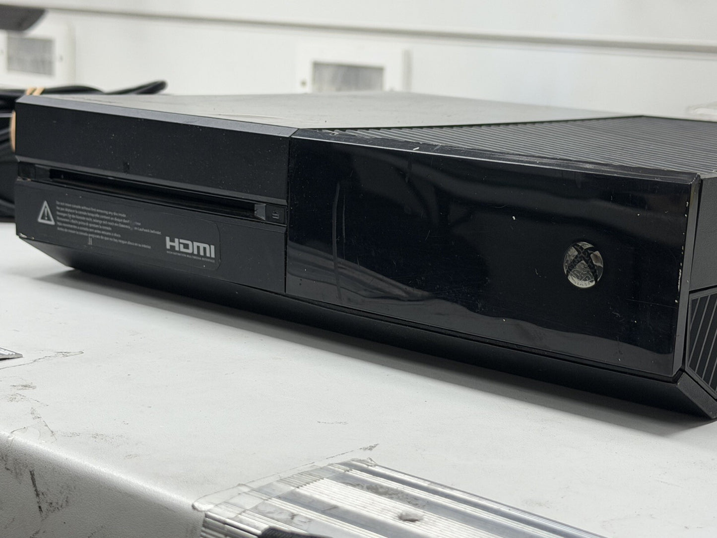 Microsoft Xbox One 500GB - Black Console + Power Supply + HDMI + PAD