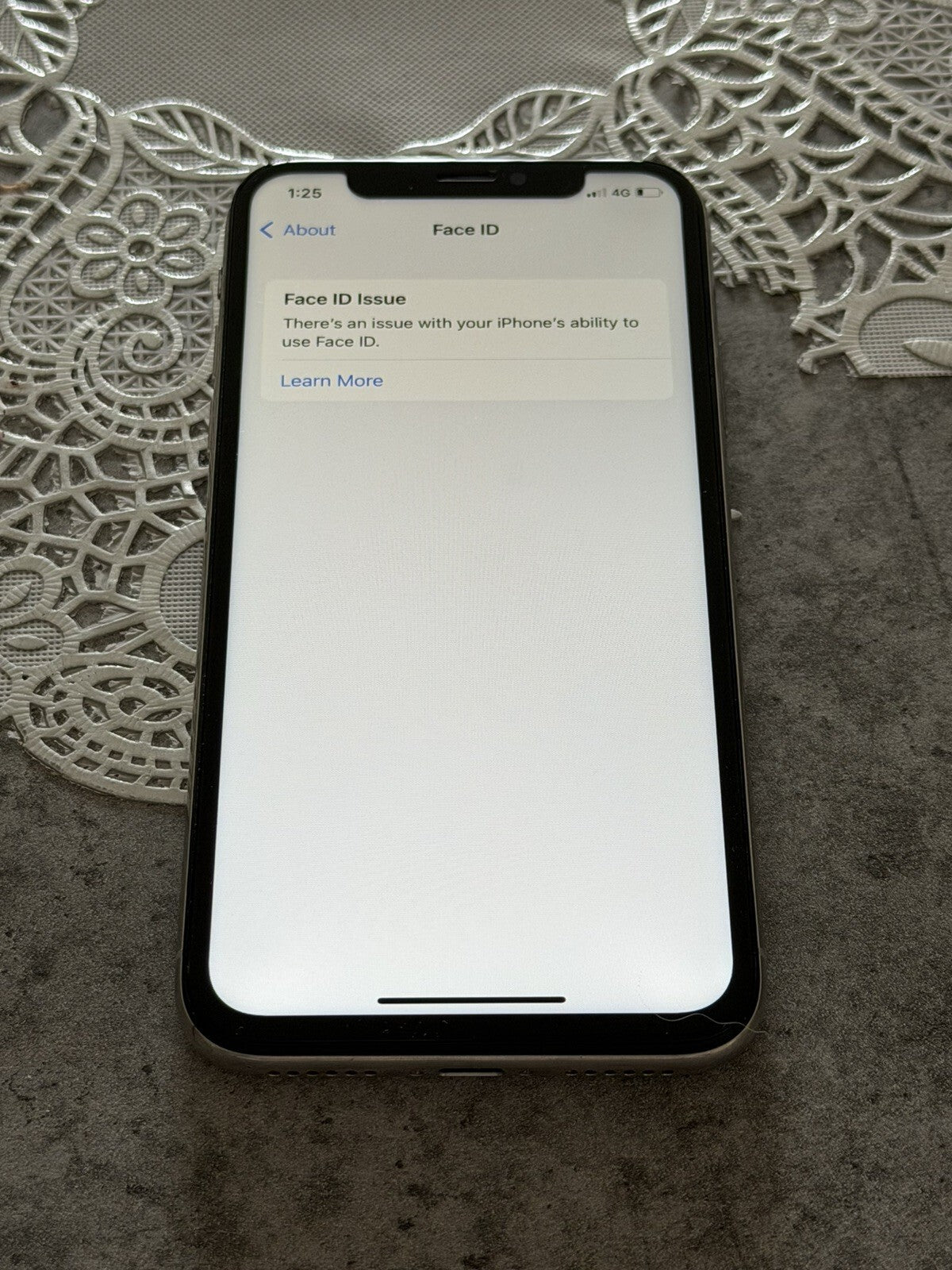 iPhone X 64gb Silver Unlocked - 100% 🔋 - No Face ID