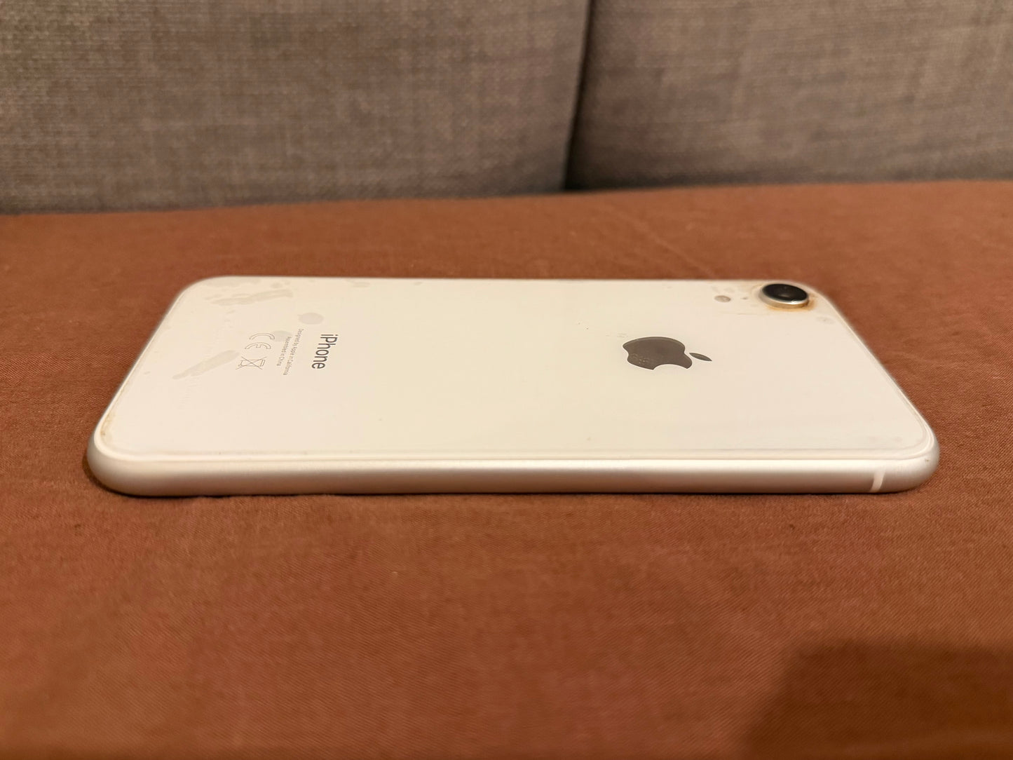 iPhone XR 64gb White Unlocked - 86% 🔋