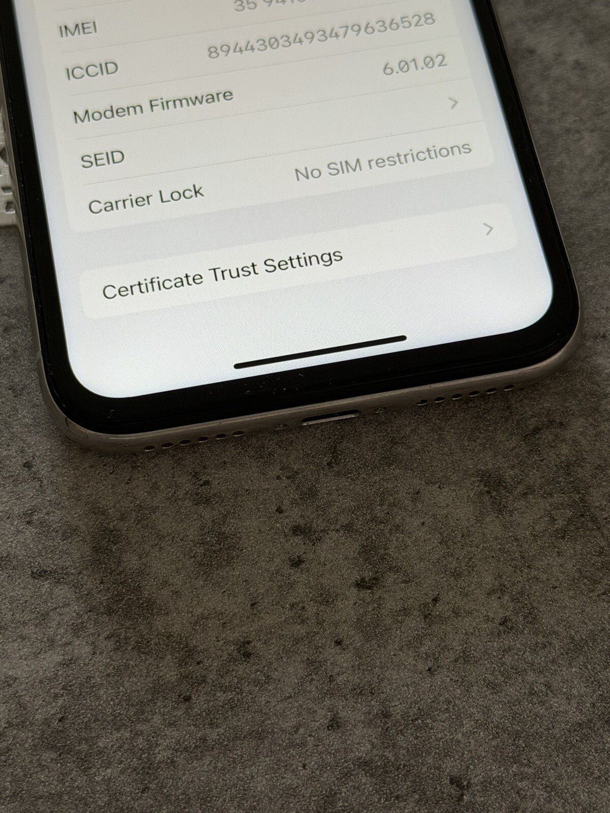iPhone X 64gb Silver Unlocked - 100% 🔋 - No Face ID