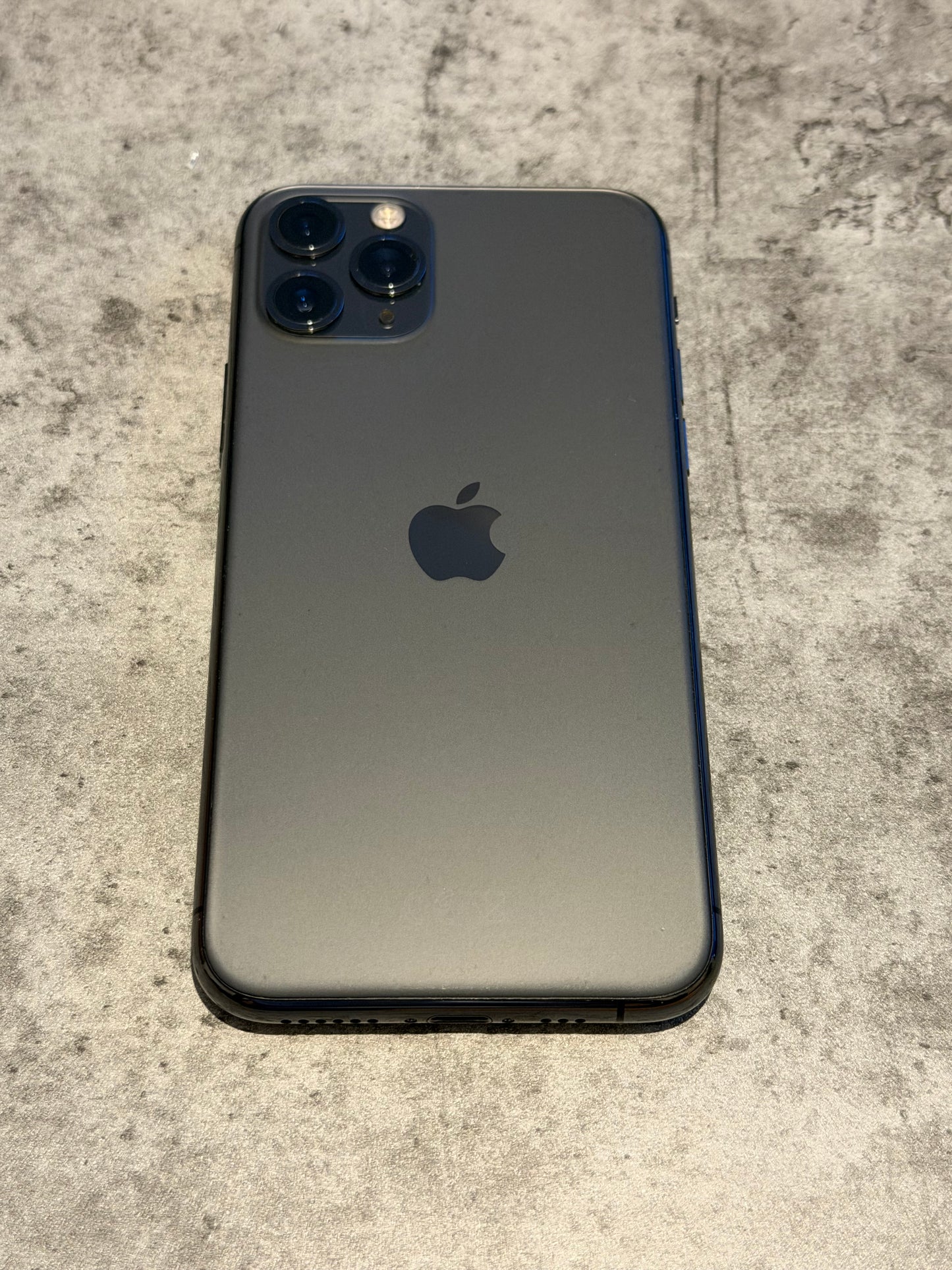 iPhone 11 Pro 256gb S/G Unlocked - No Face ID