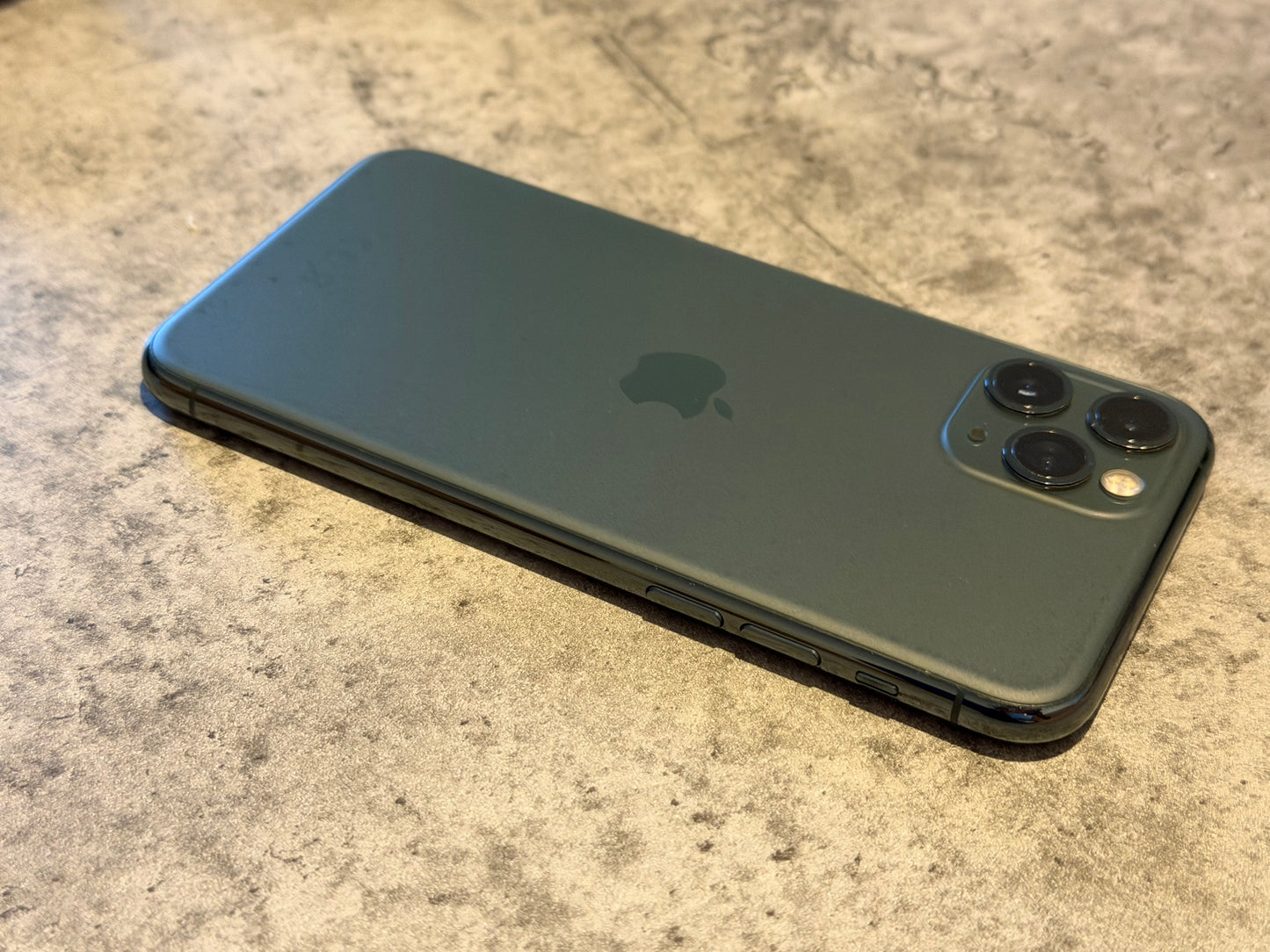 iPhone 11 Pro 64gb M/G Unlocked - No Face ID