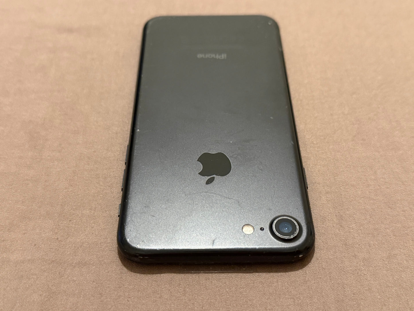 Apple iPhone 7 32gb Matte Black Unlocked - 88% 🔋