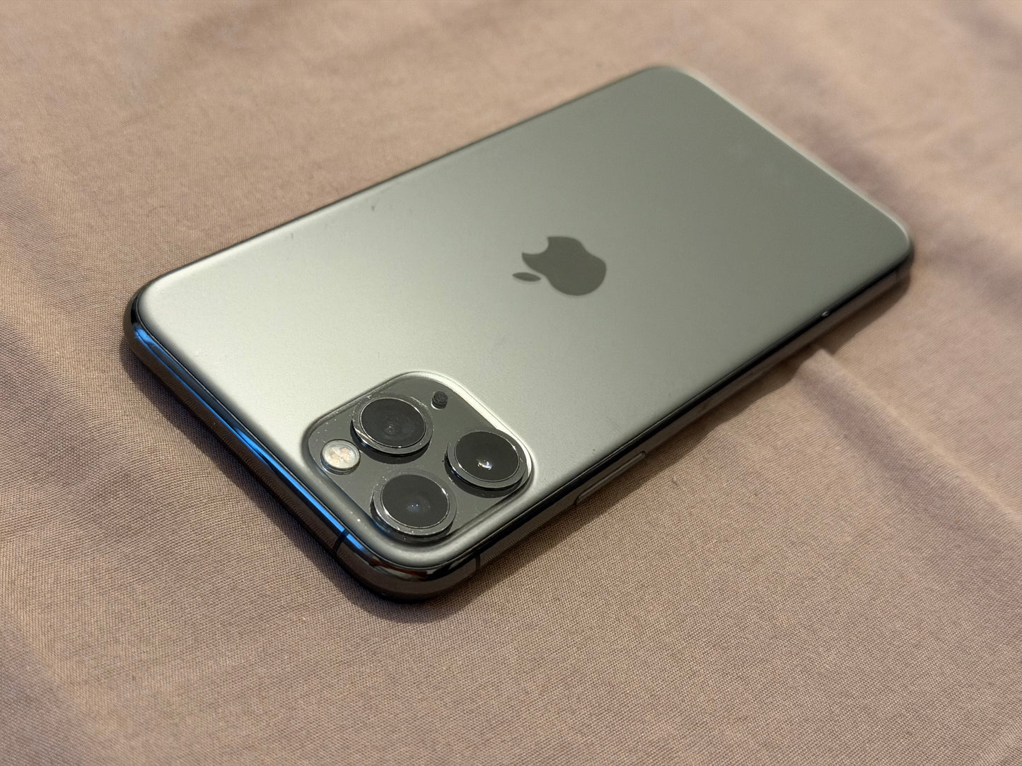 iPhone 11 Pro 64gb S/G Unlocked - No Face ID