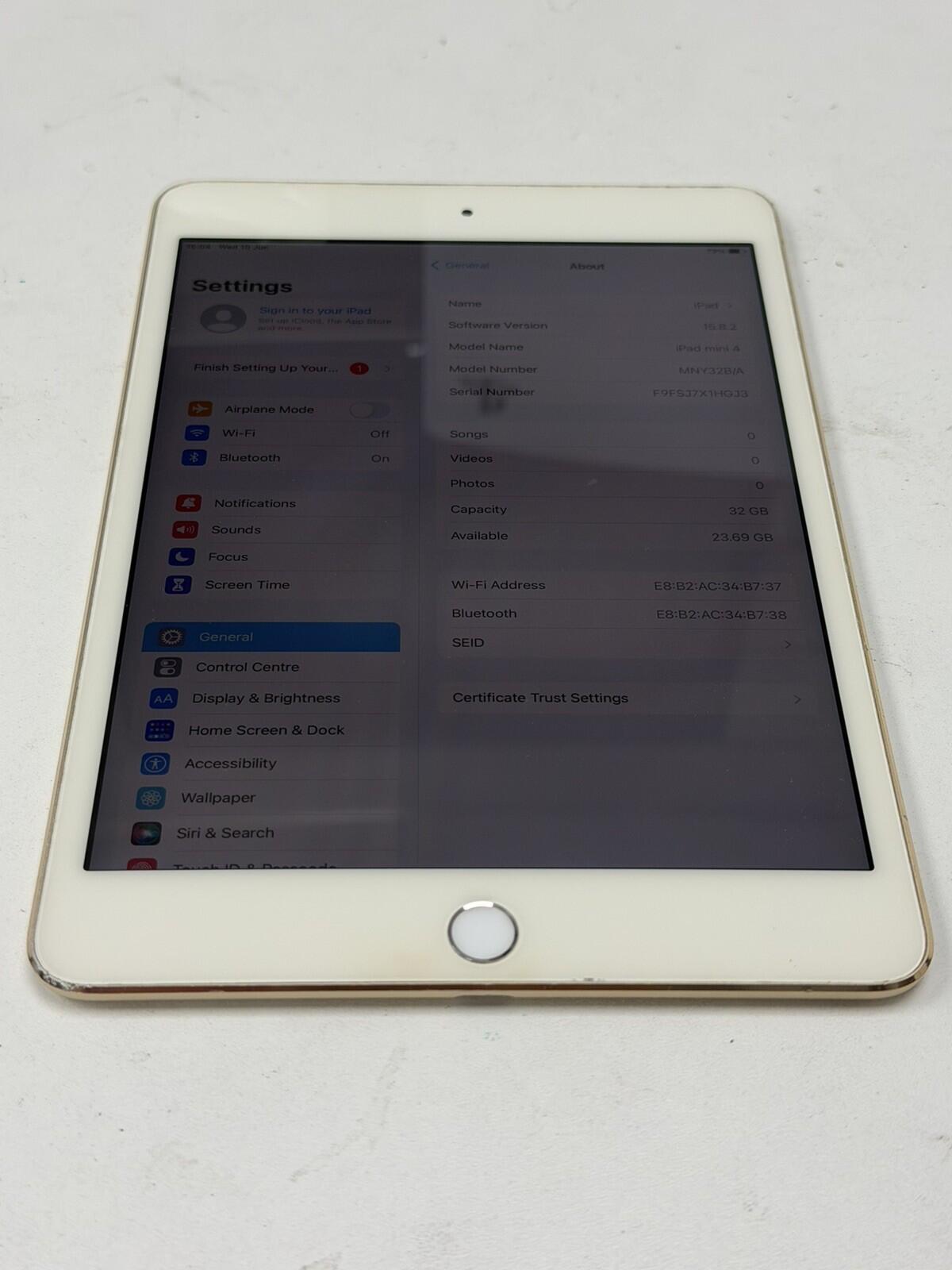 iPad mini 4 32GB Gold Wi-Fi - 7.9in