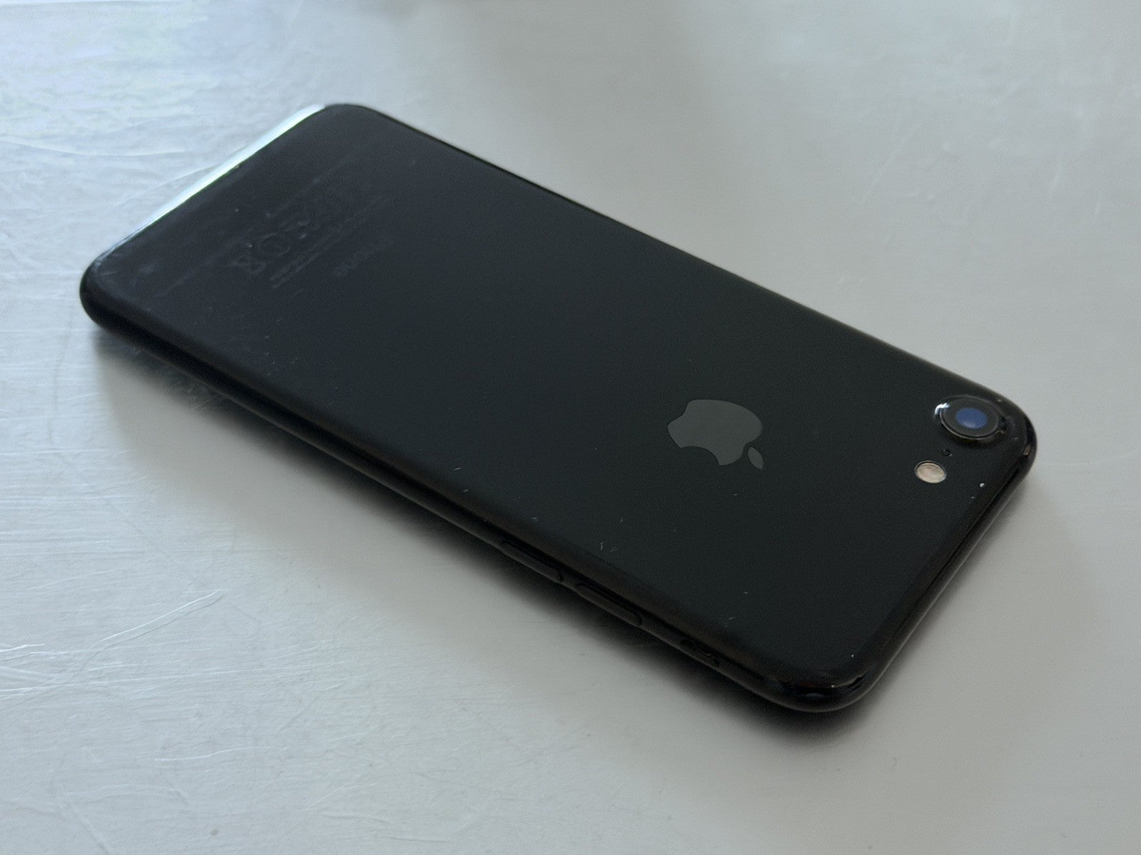 Apple iPhone 7 32gb Jet Black Unlocked - 88% 🔋 - READ
