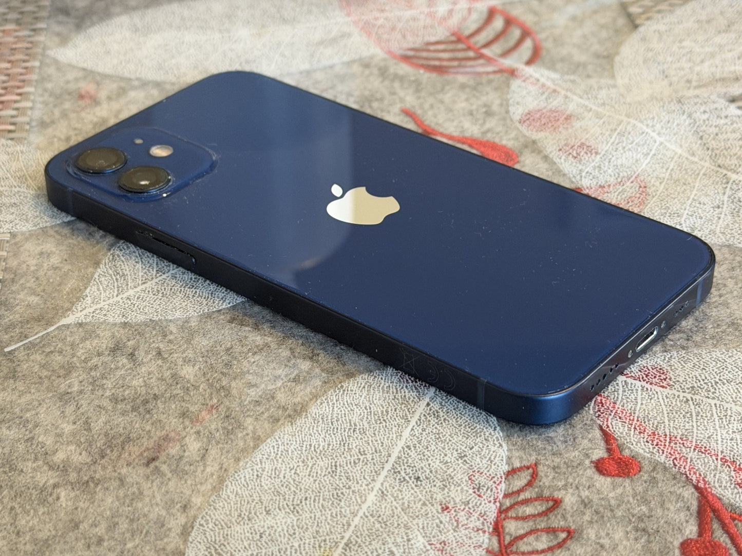 iPhone 12 64GB Blue Unlocked - 100% 🔋