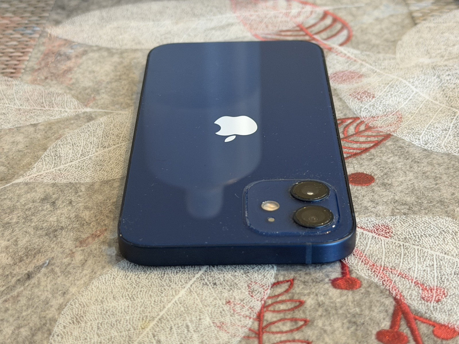 iPhone 12 64GB Blue Unlocked - 100% 🔋