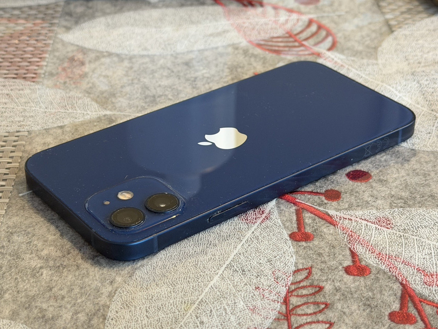 iPhone 12 64GB Blue Unlocked - 100% 🔋